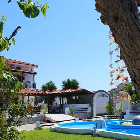 Young Club Studios Apartamento *