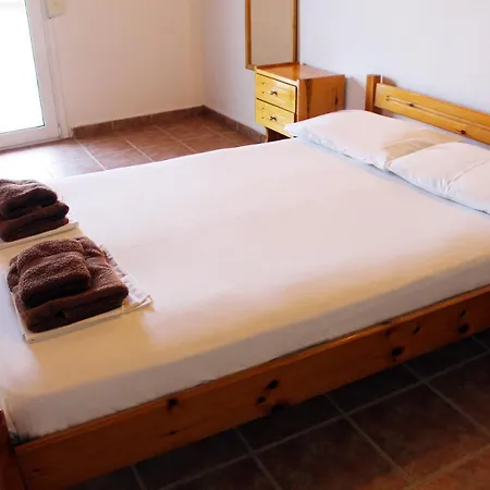 Young Club Studios Apartamento *