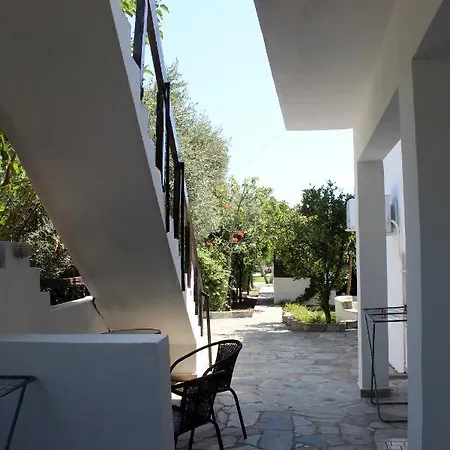 Young Club Studios * Skiathos